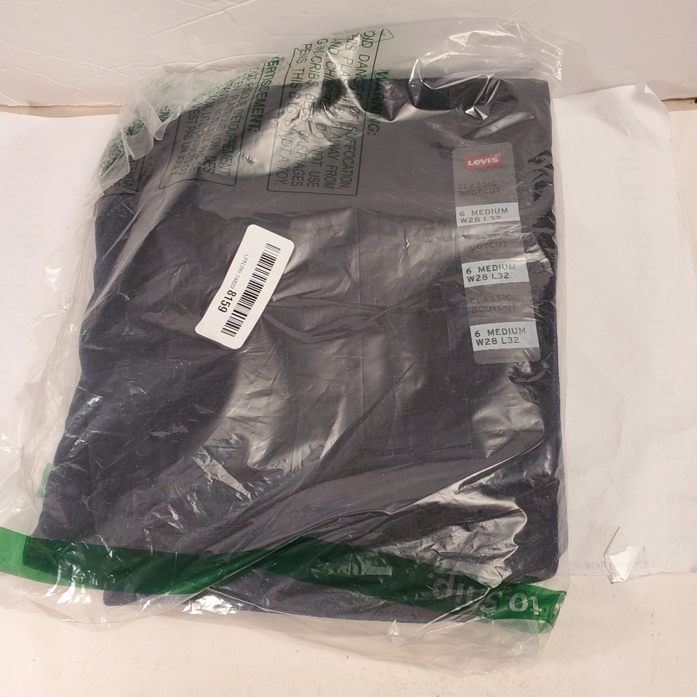 NEW LADIES LEVI STRAUSS BOOT-CUT CLASSIC JEANS